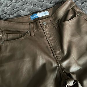 Old Navy High Rise Faux Leather Pant - Size 8